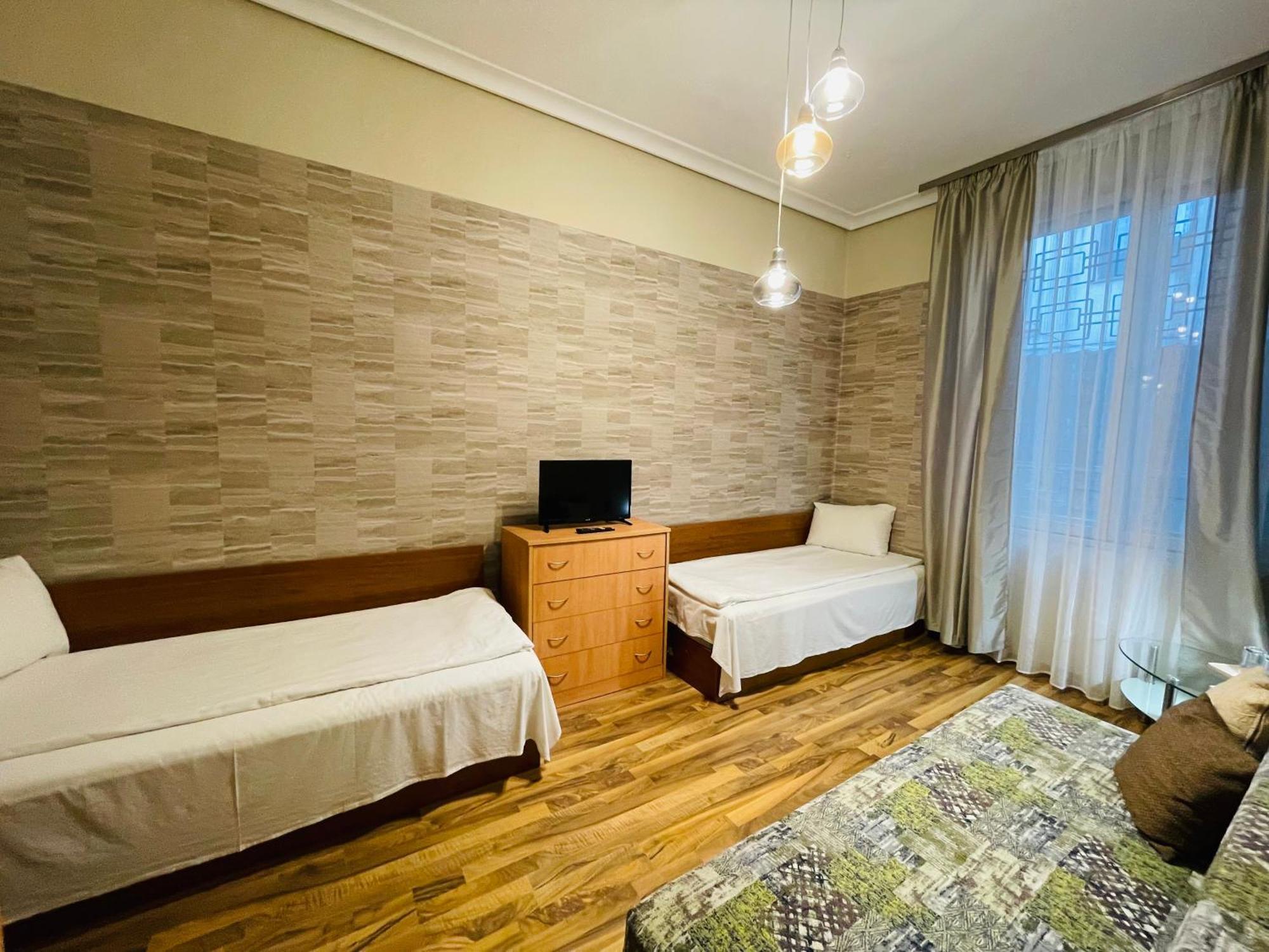 The English Guest House Ruse Esterno foto