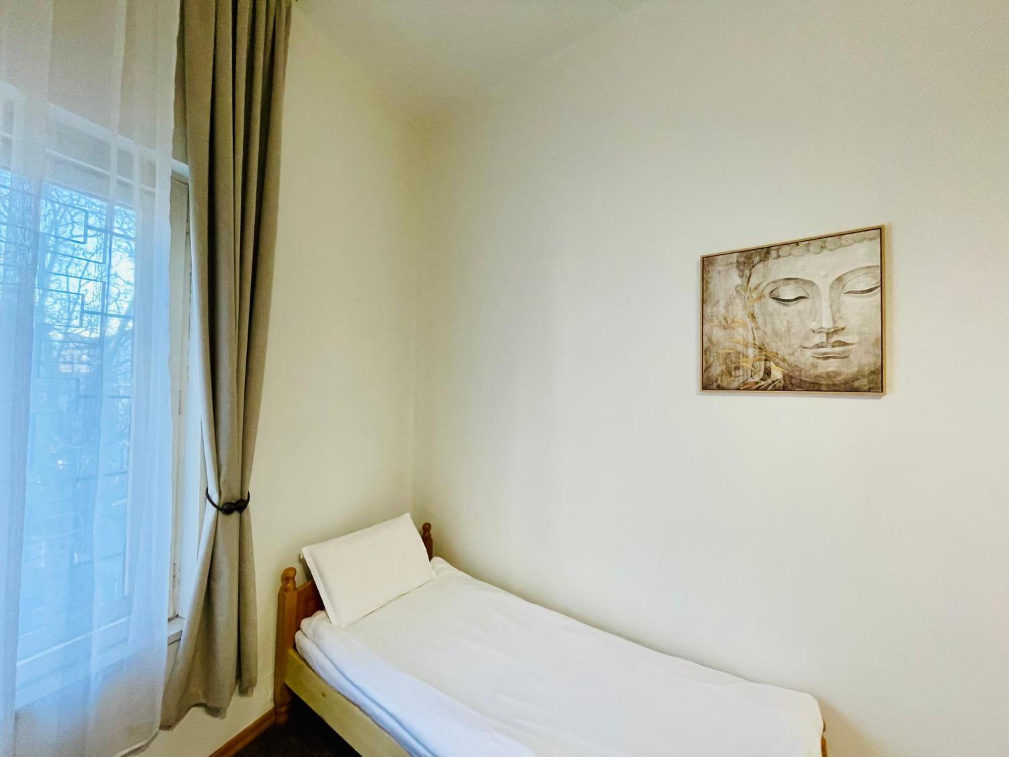 The English Guest House Ruse Esterno foto