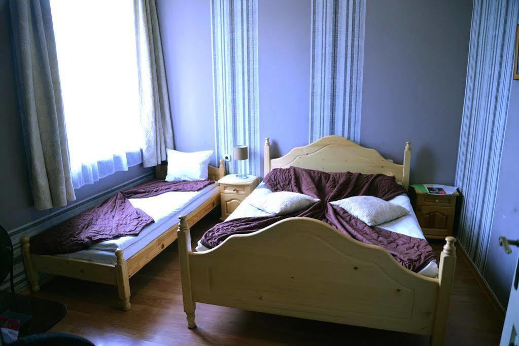 The English Guest House Ruse Esterno foto