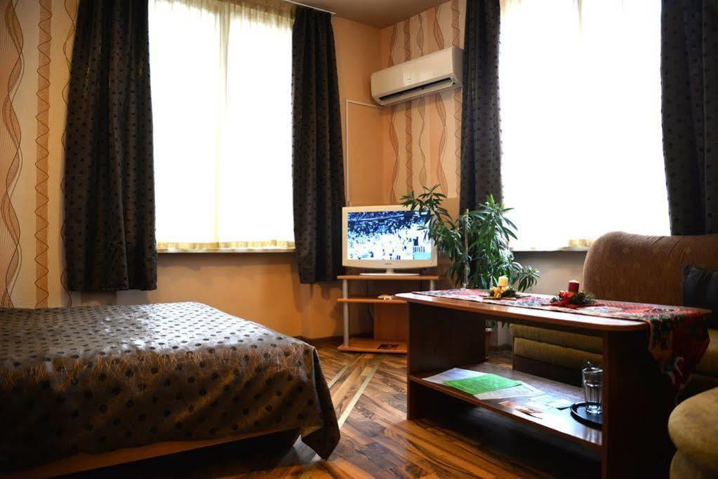 The English Guest House Ruse Esterno foto
